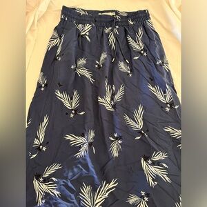 H&M Blue Midi Skirt with White Floral Design